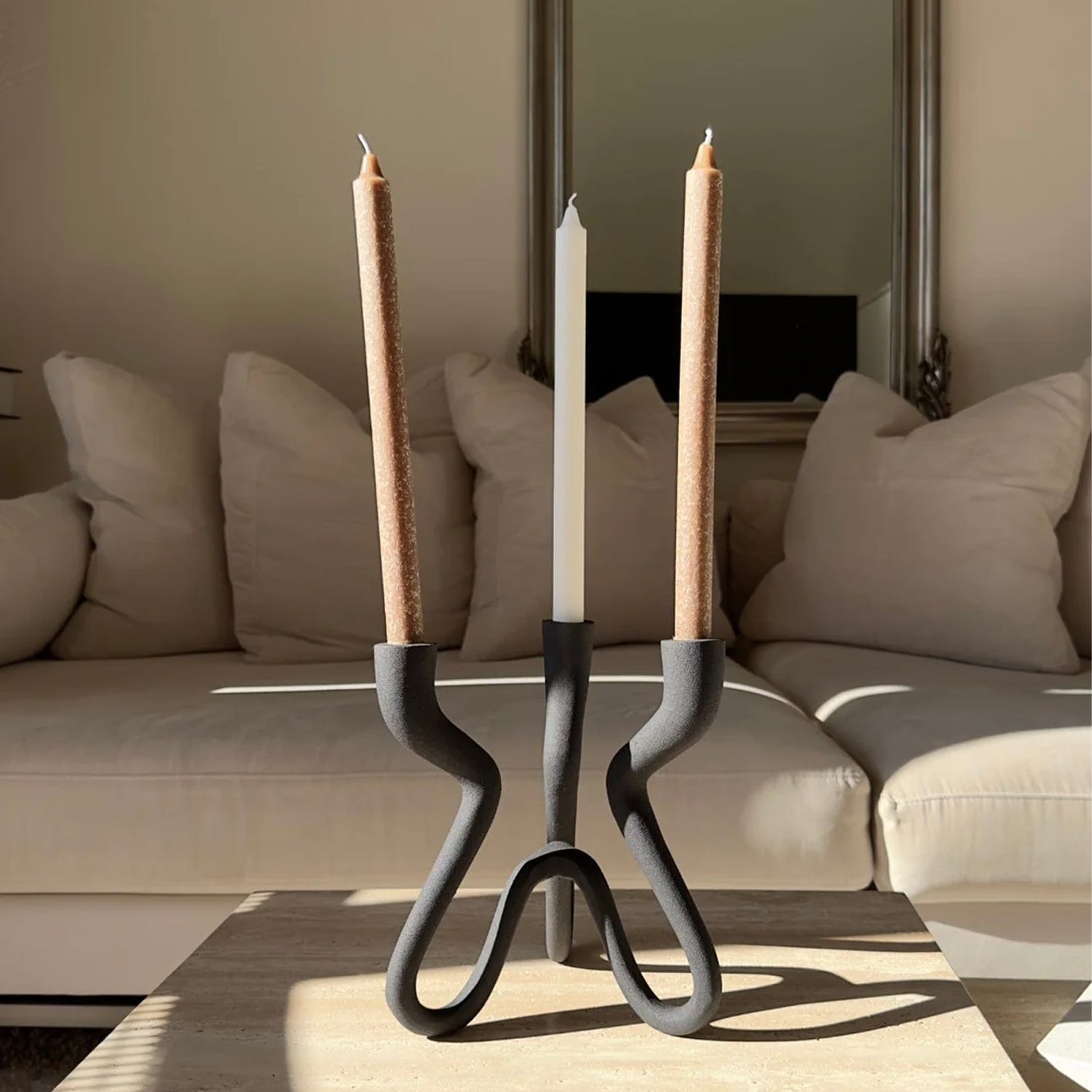 Candelabro Escultural Negro