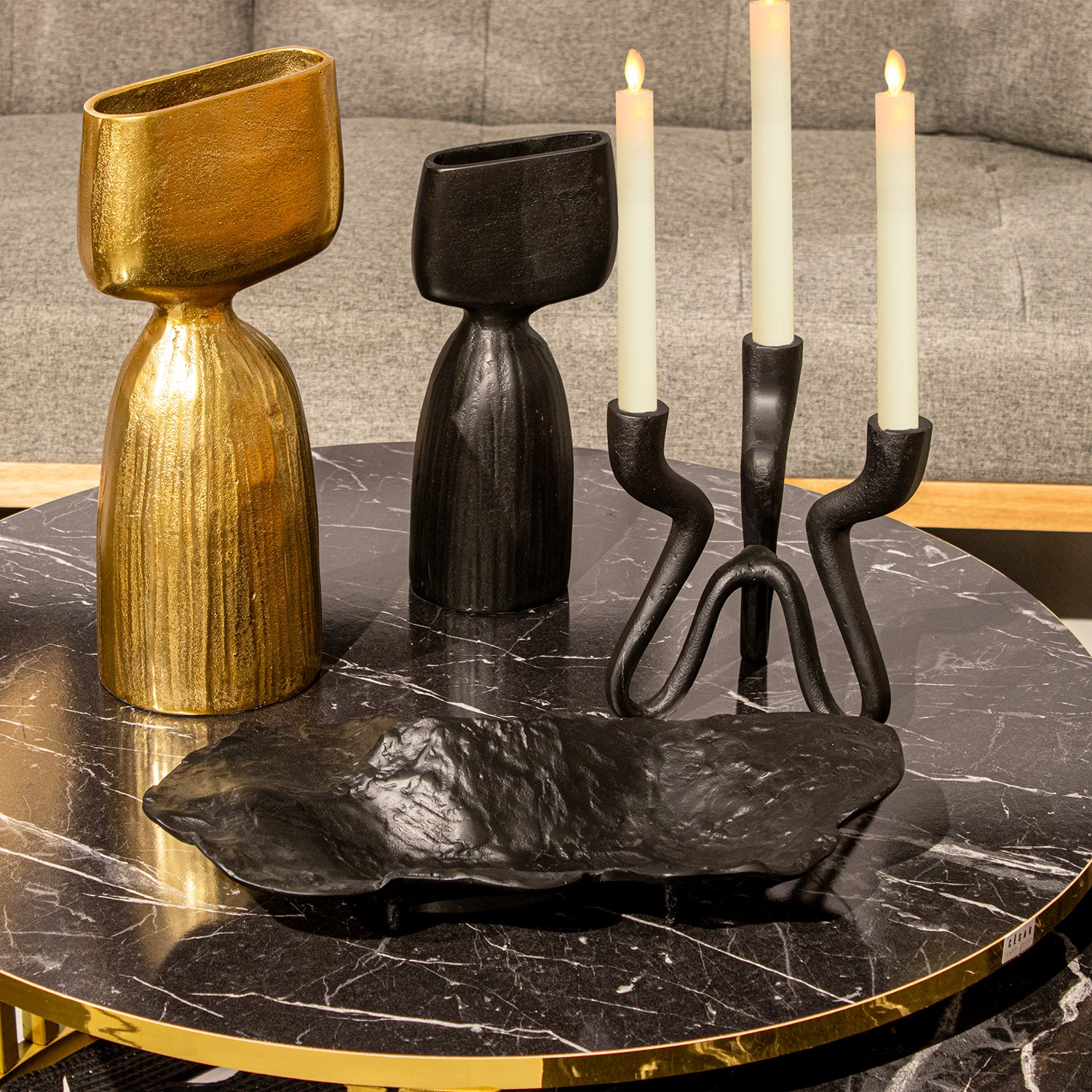 Candelabro Escultural Negro