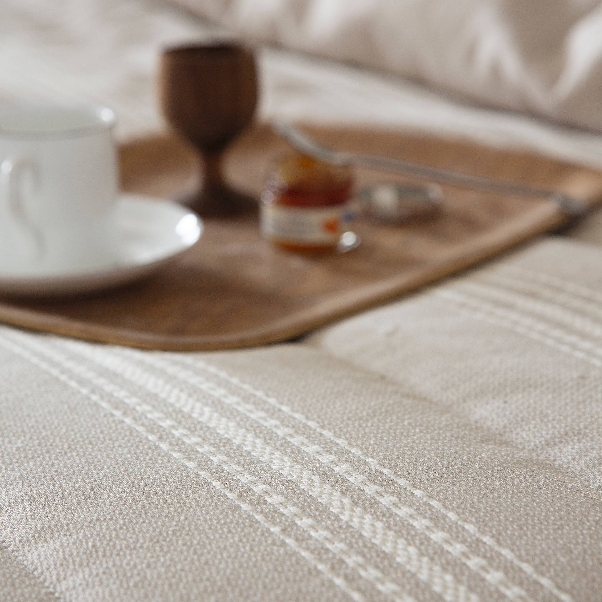 Bouti Jacquard Rayas Beig